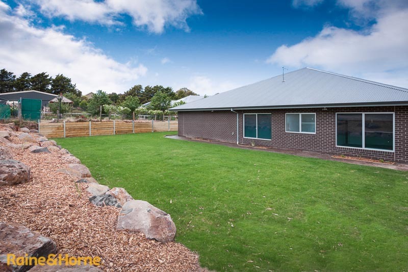 69 Spavin Drive, SUNBURY, 3429, Victoria Sunbury Real Estate Agents