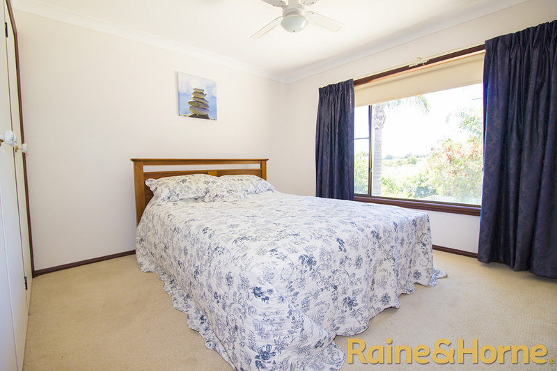 12R Kurrajong Drive, DUBBO, 2830, New South Wales Dubbo Real Estate