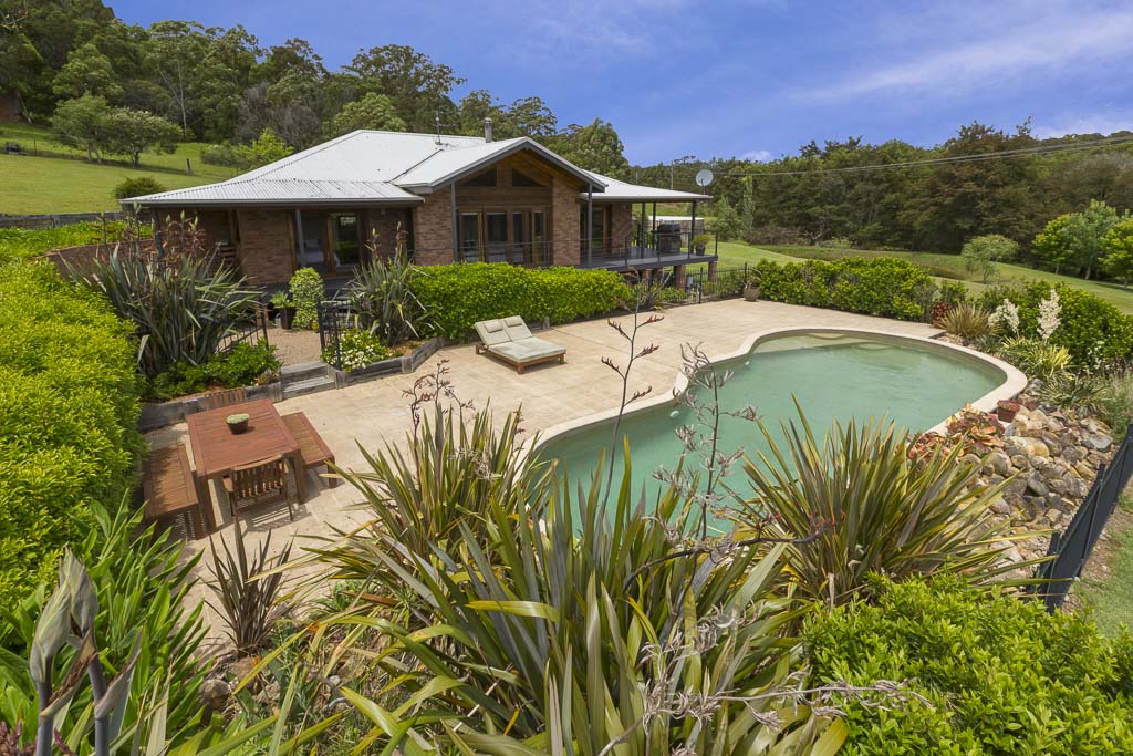21 McBride Close, MALUA BAY, 2536, New South Wales Raine & Horne Batemans Bay