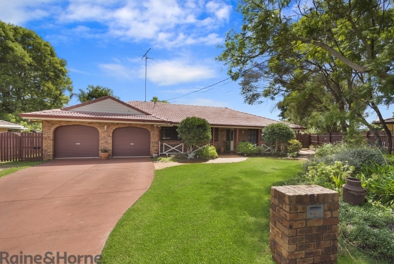 3 Jasmine Court, CENTENARY HEIGHTS, 4350, Queensland Raine & Horne Toowoomba