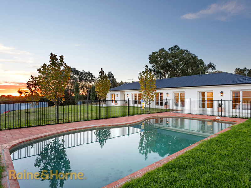 273 Oura Road, NORTH WAGGA WAGGA, 2650, New South Wales Raine & Horne