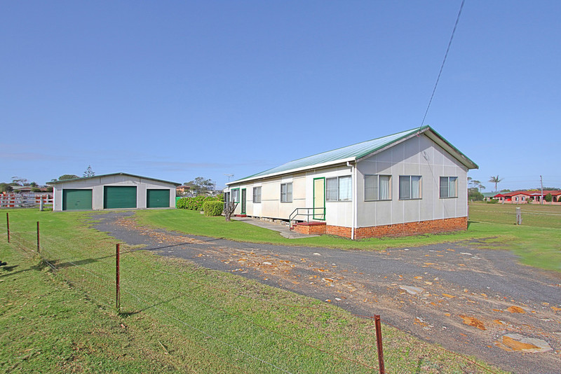 252 Princes Highway, ULLADULLA, 2539, New South Wales Raine & Horne