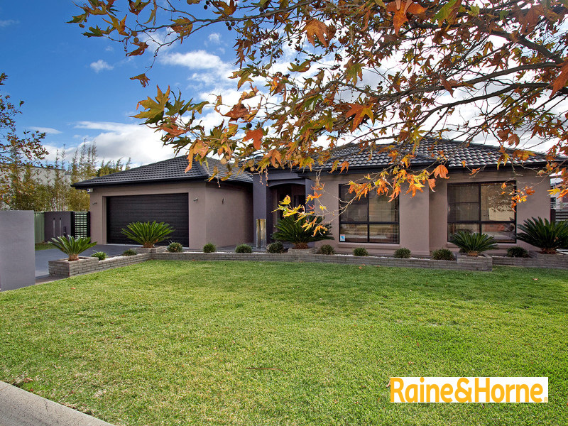 27 The Grange, TAMWORTH, 2340, New South Wales Raine & Horne Tamworth