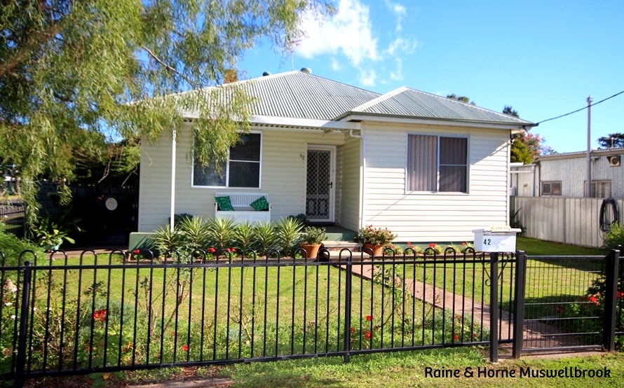 42 Ford Street, MUSWELLBROOK, 2333, New South Wales Raine & Horne