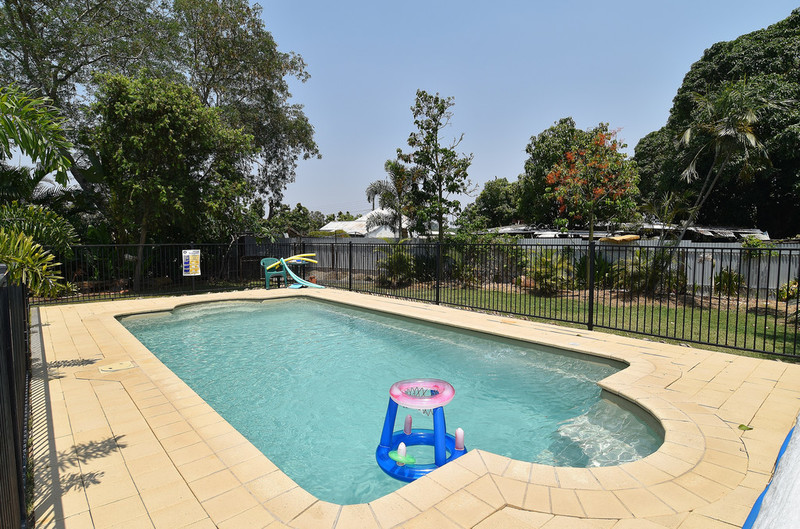 18 YORK STREET, QUEENTON, 4820, Queensland Raine & Horne Charters Towers