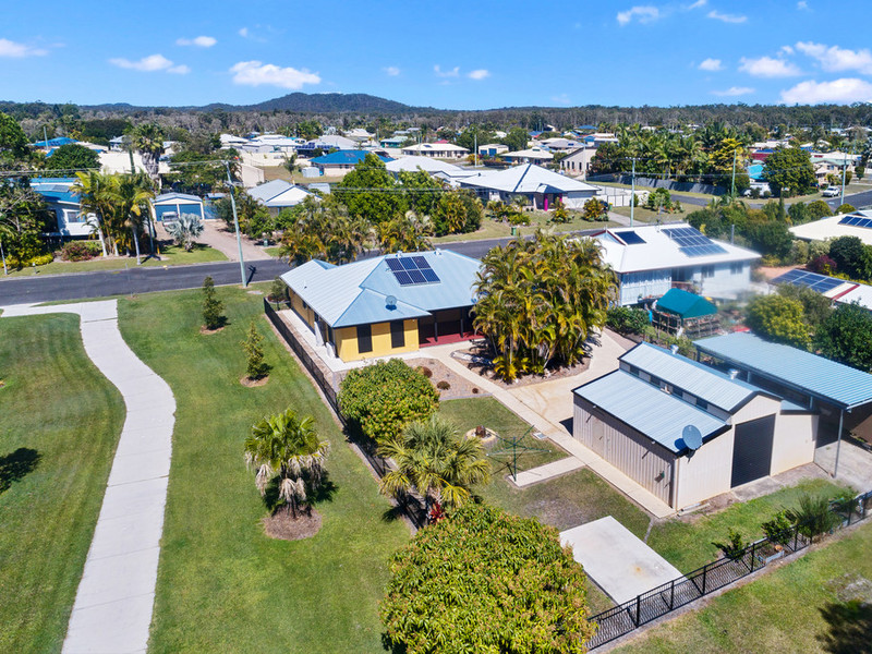 33 GOLDEN HIND AVENUE, Cooloola Cove, 4580, Queensland Raine & Horne
