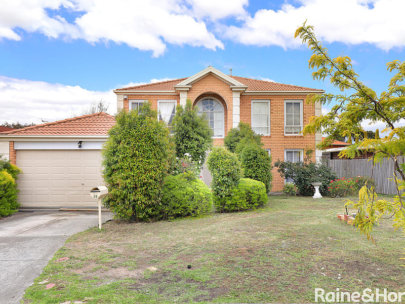39 Thompson Crescent, Roxburgh Park, 3064, Victoria Raine & Horne