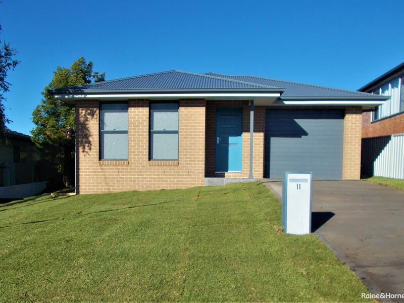 11 Park Street, Parkes, 2870, New South Wales Raine & Horne Parkes