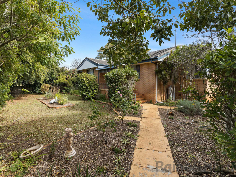 11 Esmond Street, Rockville, 4350, Queensland Raine & Horne Toowoomba