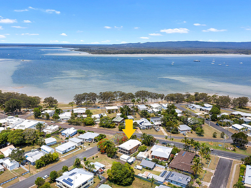 14 Gympie Road, Tin Can Bay,