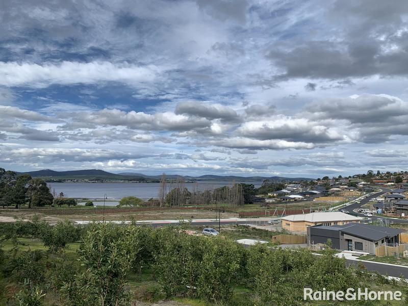 7 Lagoon View Court, Midway Point, 7171, Tasmania Raine & Horne