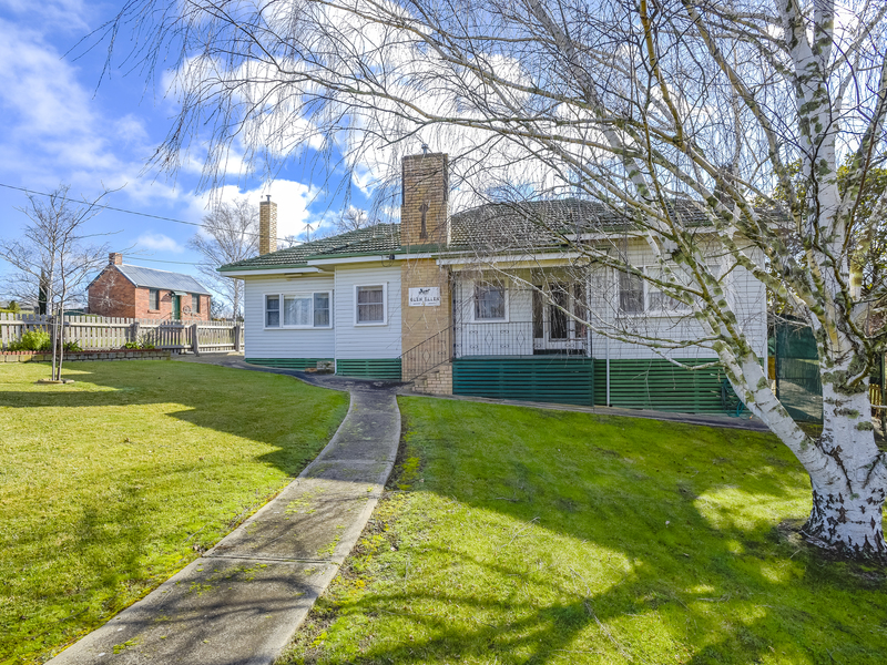 4 Davy Street, Taradale, 3447, Victoria Raine & Horne