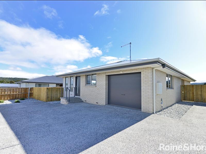 2/4 Mabel Close, Rokeby, 7019, Tasmania Raine & Horne Eastern Shore