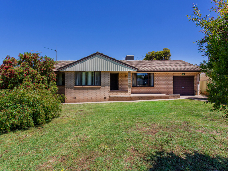 1 Coolabah Cresent, Cowra, 2794, New South Wales Raine & Horne Cowra