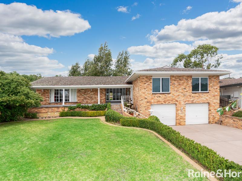 16 Churchill Avenue, Kooringal, 2650, New South Wales Raine & Horne