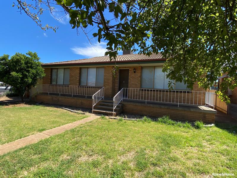4 Downes Crescent, Parkes, 2870, New South Wales Raine & Horne Parkes