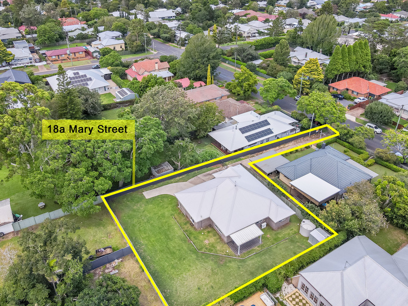 18A Mary Street, Mount Lofty, 4350, Queensland Raine & Horne Toowoomba