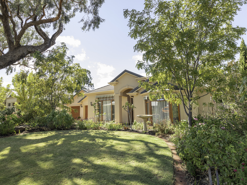 27 Blackwood Park Boulevard, Craigburn Farm, 5051, South Australia