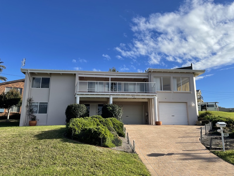 212 Mitchell Parade, Mollymook Beach, 2539, New South Wales Raine