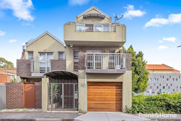 Recently Listed 11 Wellington Parade, Williamstown, 3016, Victoria