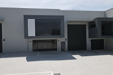 Recently Listed Unit 5/21 Concorde Way, Bomaderry, 2541, New South Wales