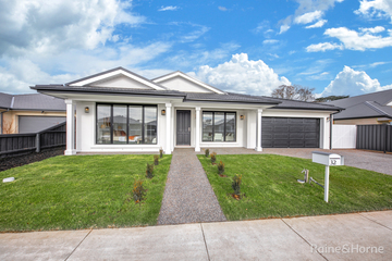 Recently Sold 32 Lidderdale Drive, Gisborne, 3437, Victoria