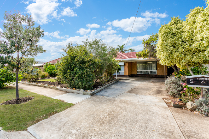5 Bermuda Avenue, WEST LAKES SHORE, 5020, South Australia Semaphore
