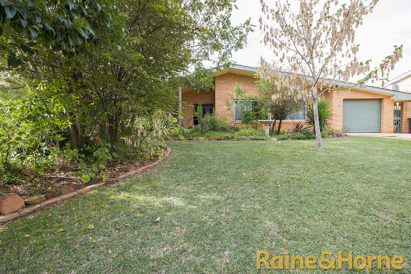 27 Hazelwood Drive, DUBBO, 2830, New South Wales Dubbo Real Estate