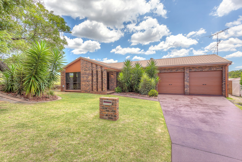 13 Roslyn Street, CENTENARY HEIGHTS, 4350, Queensland Toowoomba Real
