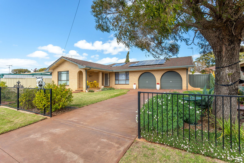 8 Westbrook Street, NEWTOWN, 4350, Queensland Toowoomba Real Estate