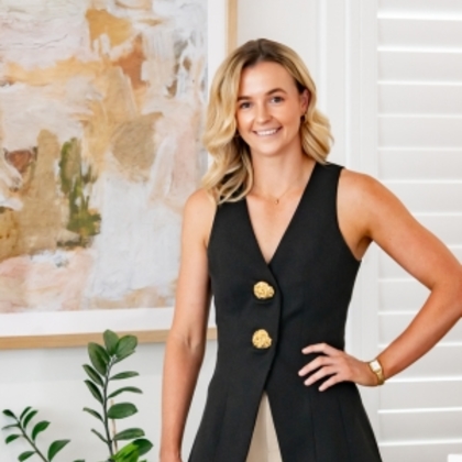 Bree Poetschka - Sales Agent - Raine & Horne Tamworth